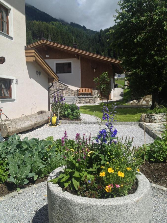 Apartamento Geigerhaus 500 Jahre - Appt C Stuhlfelden Exterior foto