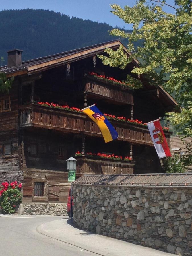 Apartamento Geigerhaus 500 Jahre - Appt C Stuhlfelden Exterior foto